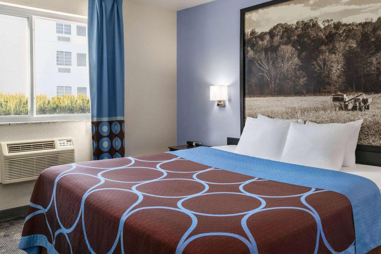 Super 8 By Wyndham Columbus Edinburgh Motel Екстериор снимка